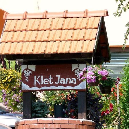 Klet Jana Jastrebarsko Exterior foto
