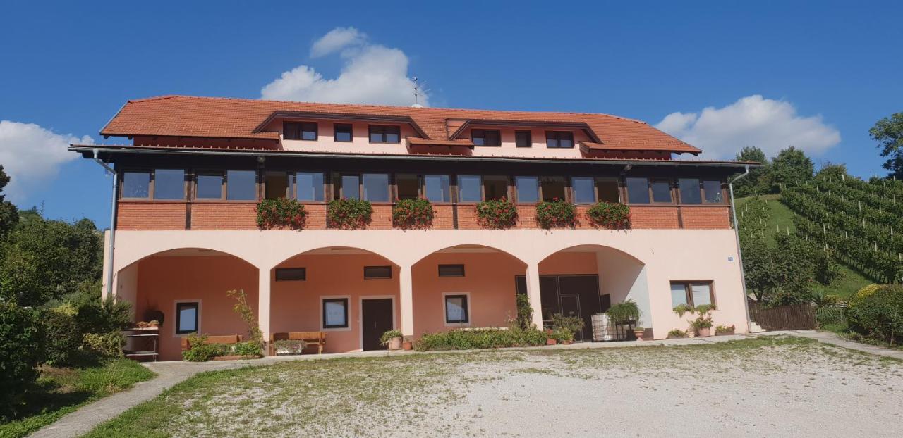 Klet Jana Jastrebarsko Exterior foto